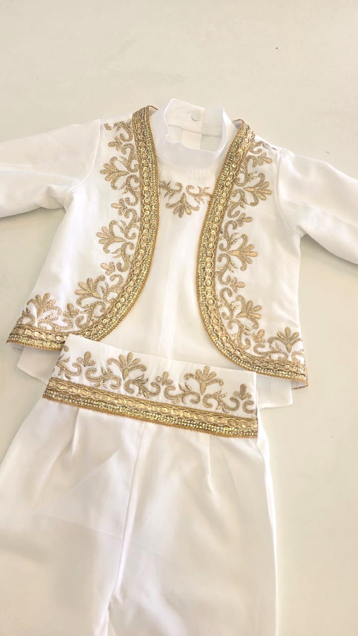 The Royal White Golden Set