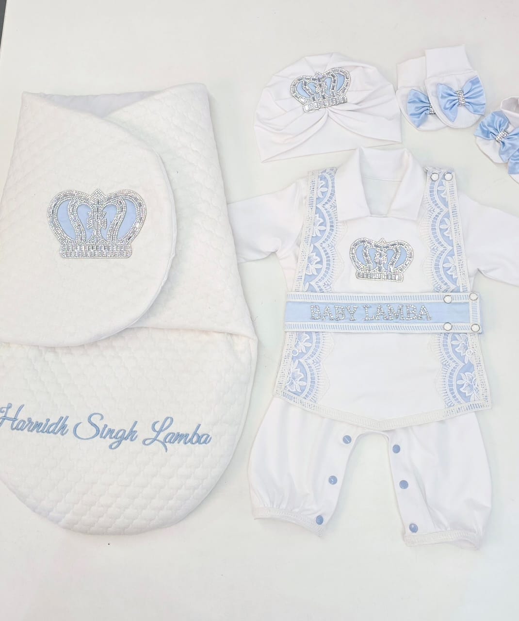 The white and Blue Crown Swaddle Set