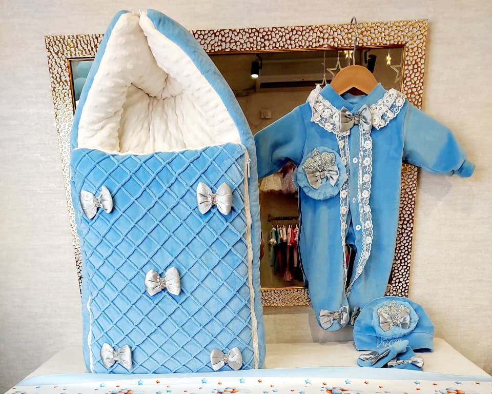 Beautiful Baby Bow Wrap & Romper Themed Set