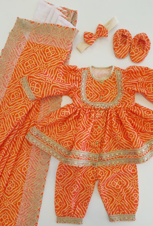 Bandini Two Piece Set With Booties And Headband
