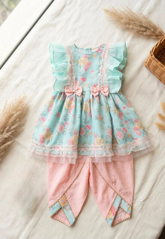 Peachy Mint Floral Tulip Set