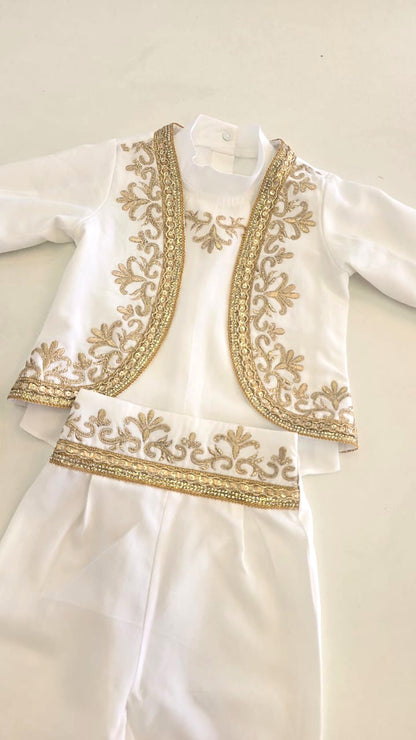 The Royal White Golden Set