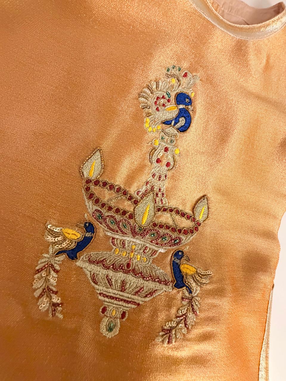 Golden Festive Twinning Set