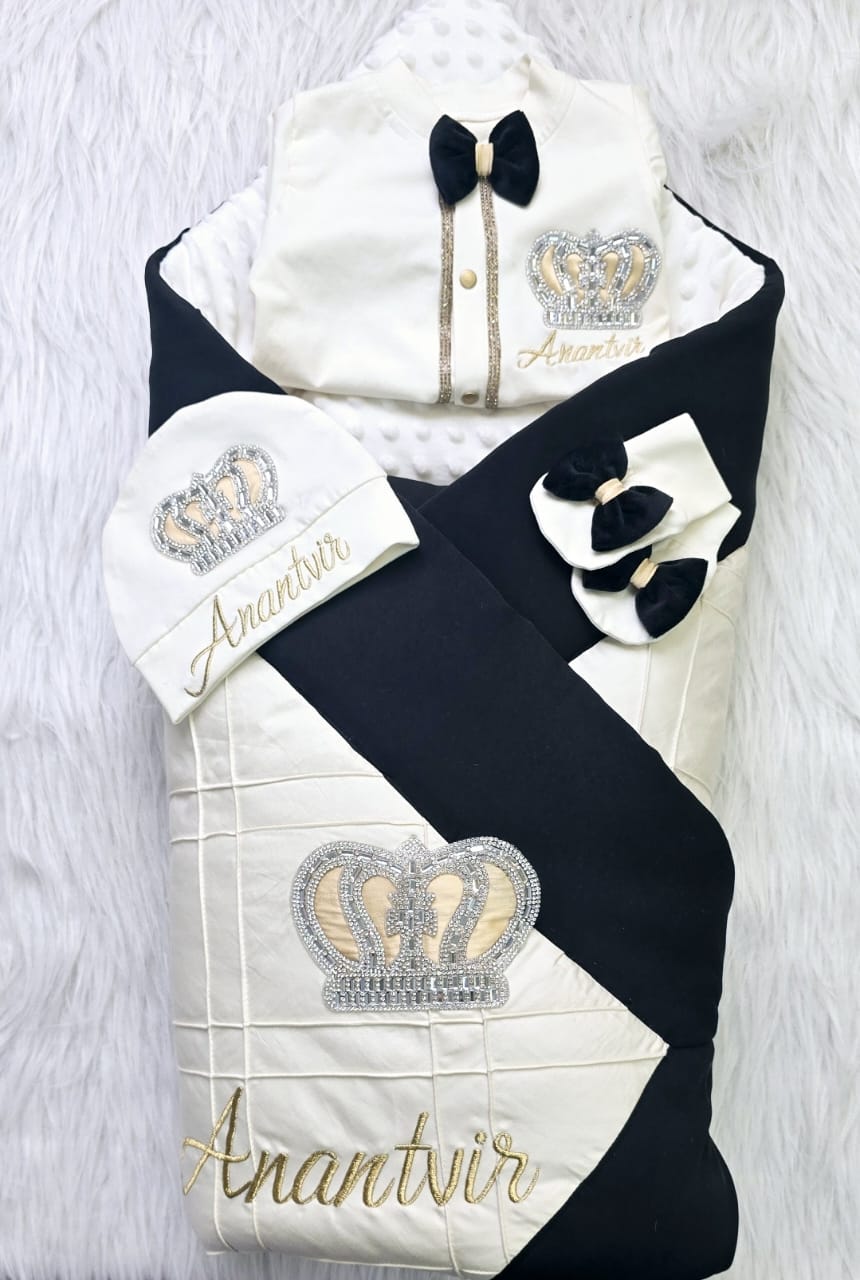 The Ivory & Black Border Combo Set